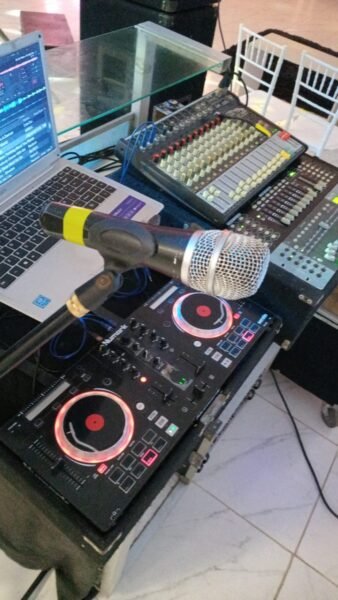 Dani lugo - Sonido e iluminación